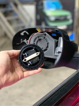 Gương điện Vinfast Minio Green